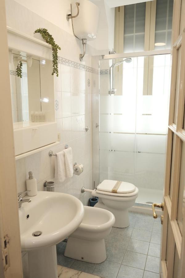 Palazzo Vitrano - Tourist Apartment Aeroporto di Catania Fontana Rossa Esterno foto
