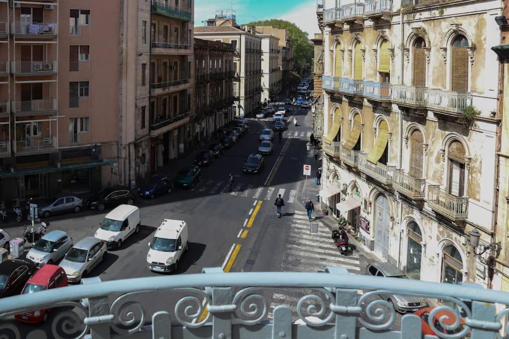 Palazzo Vitrano - Tourist Apartment Aeroporto di Catania Fontana Rossa Esterno foto